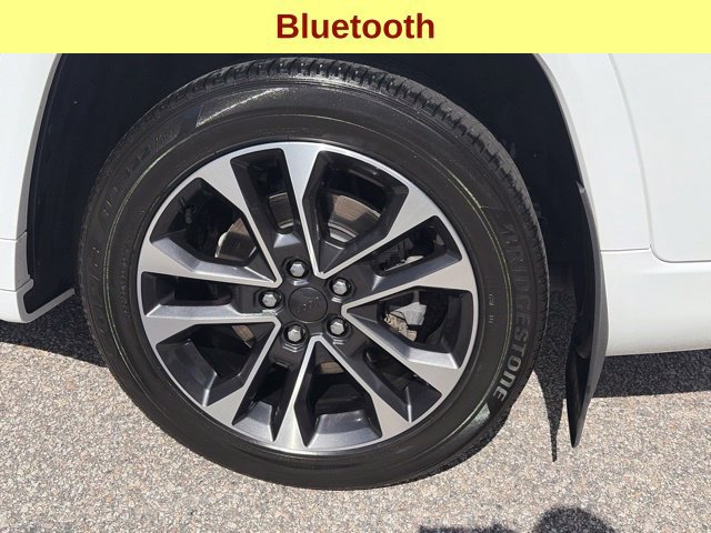 Used 2022 Jeep Grand Cherokee L Overland w/ Luxury Tech Group IV AWD/4WD image 11