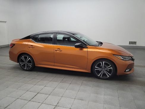 Used 2023 Nissan Sentra SR w/ SR Premium Package FWD image 11