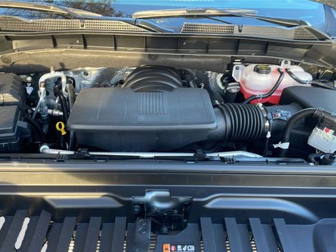 New 2026 GMC Sierra 1500 SLE image 24