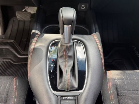 Certified 2025 Honda HR-V Sport image 25