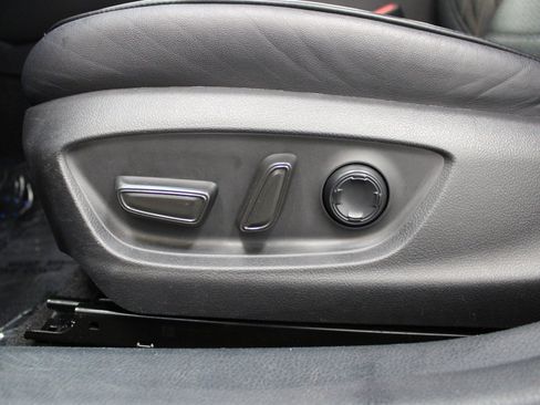 Used 2022 Toyota Avalon Limited w/ Advanced Safety Package image 46