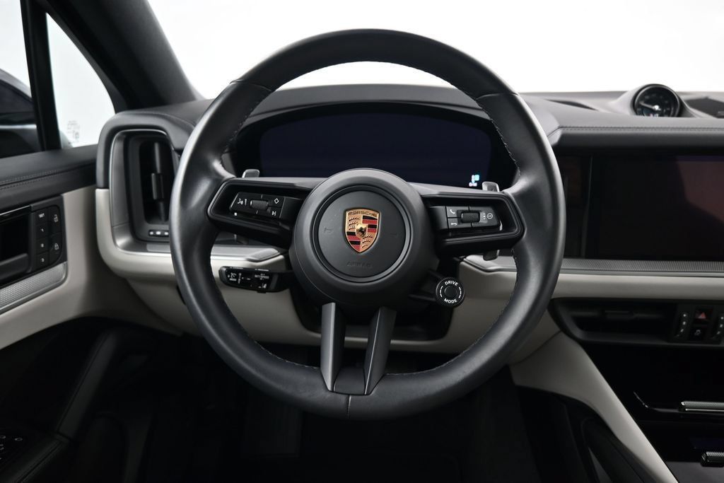Certified 2026 Porsche Cayenne Coupe AWD/4WD image 12