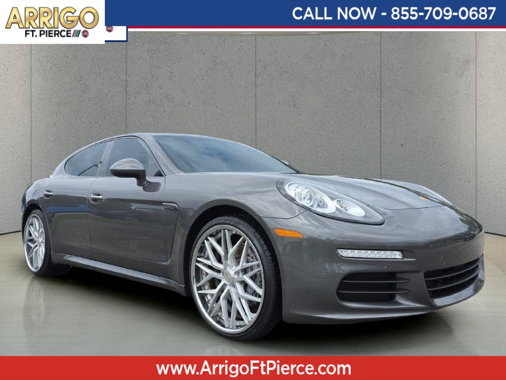 Used 2014 Porsche Panamera 4 AWD/4WD image 1