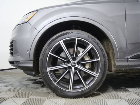 Used 2020 Audi Q7 3.0T Premium Plus w/ Premium Plus Package image 7