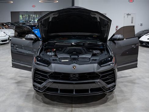 Used 2021 Lamborghini Urus AWD/4WD image 43