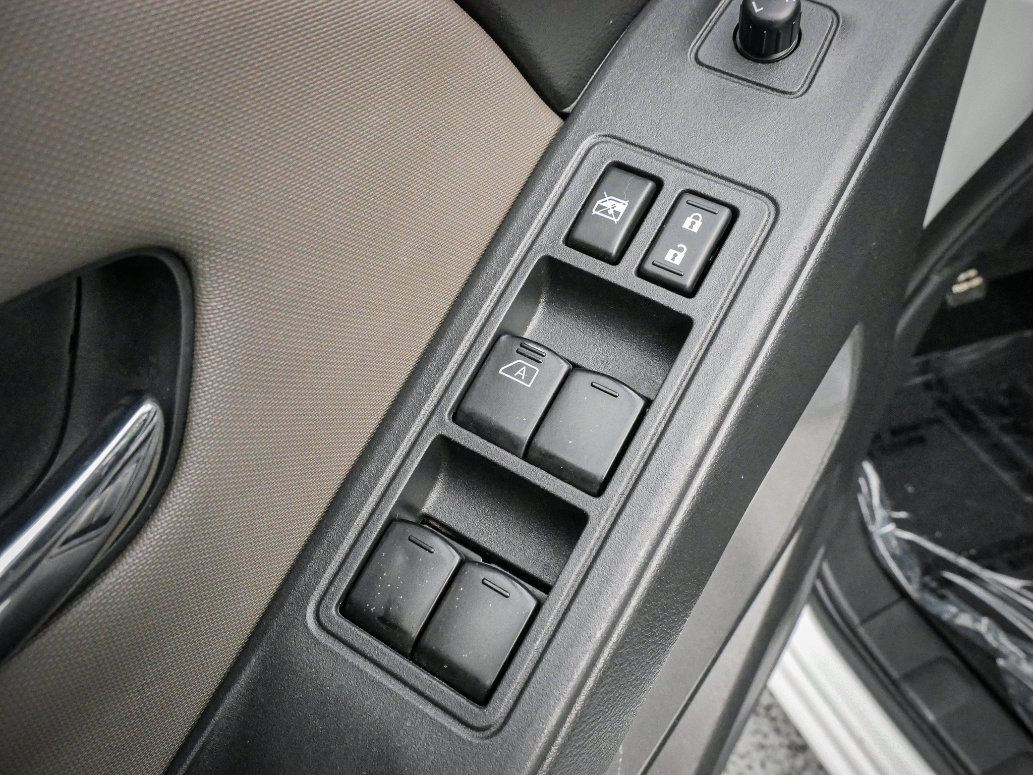 Used 2022 Nissan Frontier SV w/ Technology Package RWD image 15