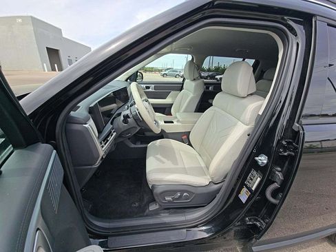 Used 2026 Hyundai Santa Fe SEL image 5