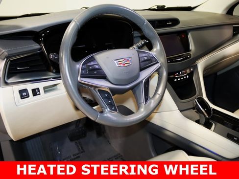 Used 2019 Cadillac XT5 Luxury image 18