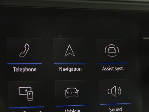 Used 2021 Volkswagen Atlas SE image 9