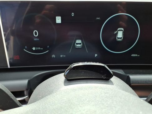 Used 2025 Hyundai Tucson SEL FWD image 18
