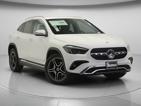 New 2026 Mercedes-Benz GLA 250 4MATIC image 13