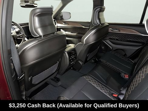 New 2025 Jeep Grand Cherokee Summit w/ Obsidian Package AWD/4WD image 17