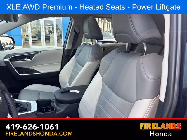 Used 2022 Toyota RAV4 XLE Premium AWD/4WD image 14