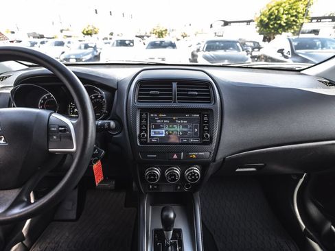 Used 2024 Mitsubishi Outlander Sport ES AWD/4WD image 22