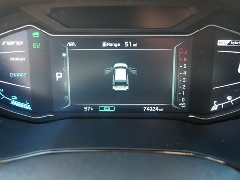 Used 2020 Kia Niro Touring FWD image 25