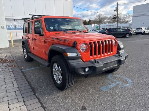 Used 2018 Jeep Wrangler Unlimited Sport S image 2