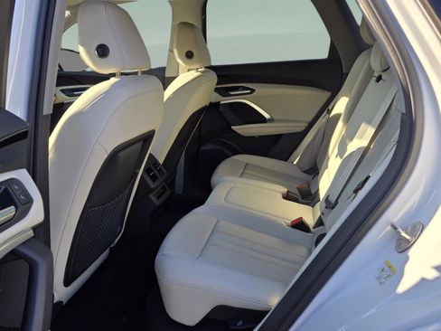 New 2025 Audi Q5 Premium image 19