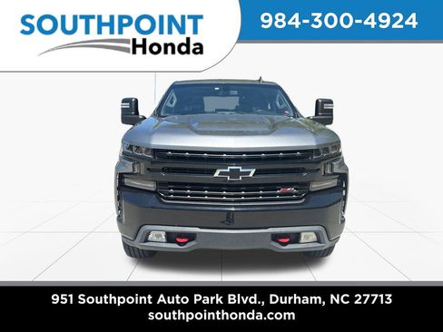 Used 2020 Chevrolet Silverado 1500 LT Trail Boss w/ Convenience Package AWD/4WD image 2