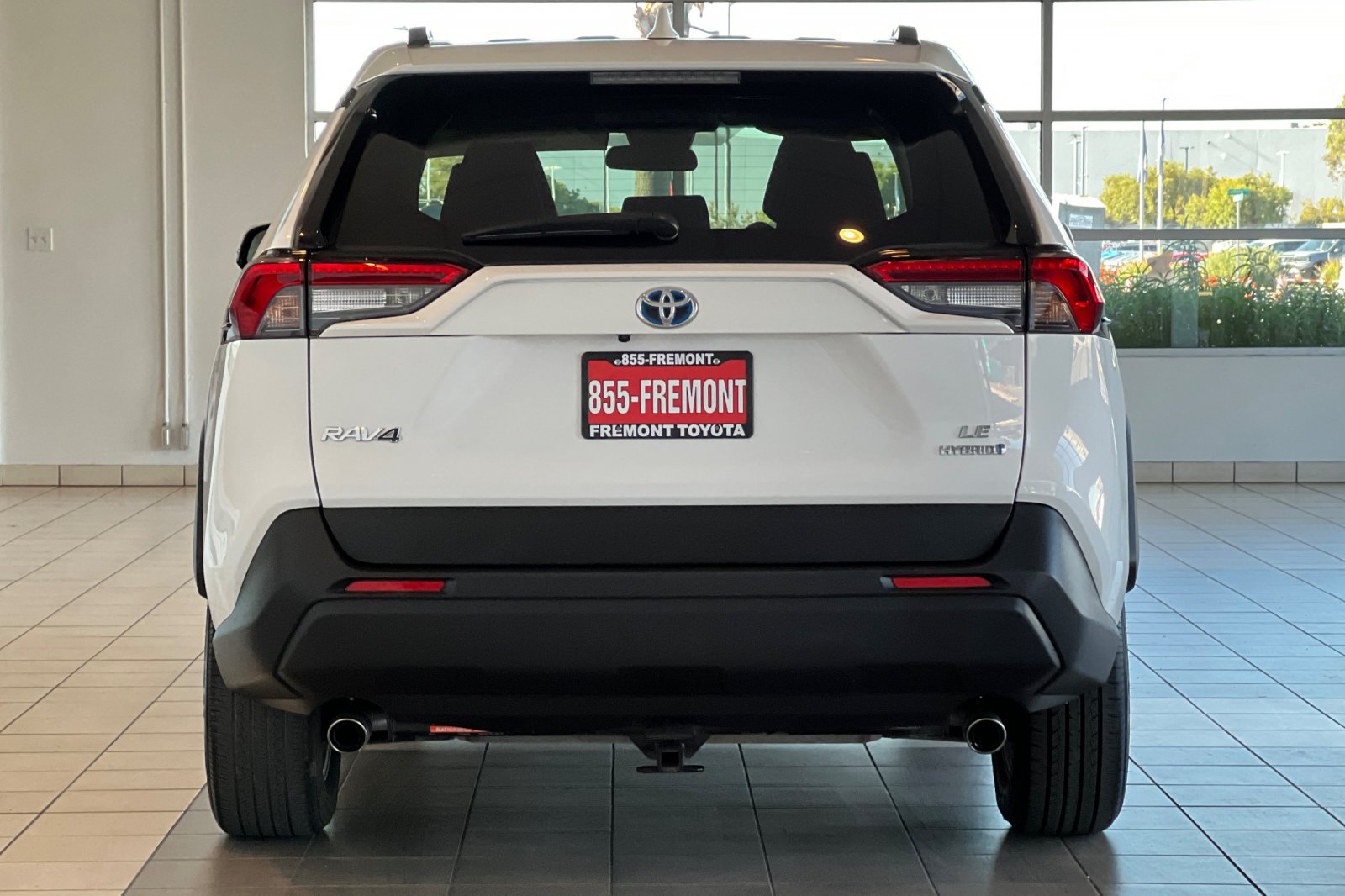 Certified 2024 Toyota RAV4 LE AWD/4WD image 5