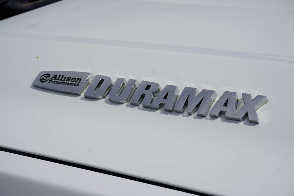 Used 2019 Chevrolet Silverado 2500 LTZ w/ Duramax Plus Package AWD/4WD image 5