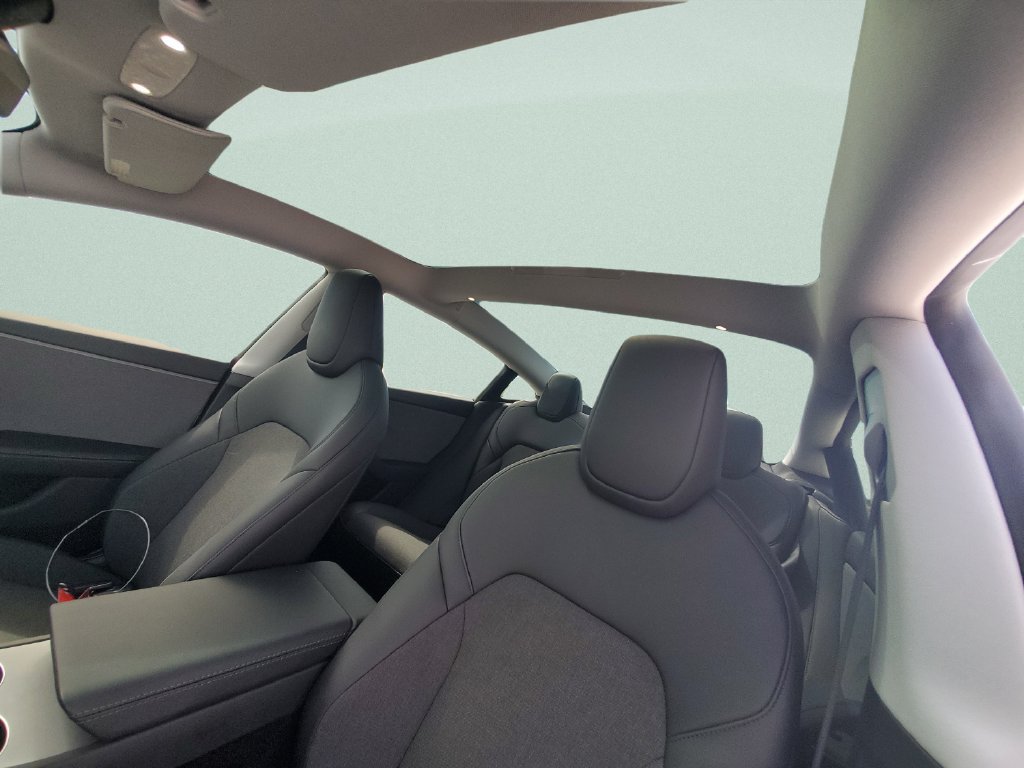Used 2026 Tesla Model 3 RWD image 16