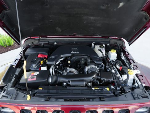 Used 2021 Jeep Gladiator Sport AWD/4WD image 43