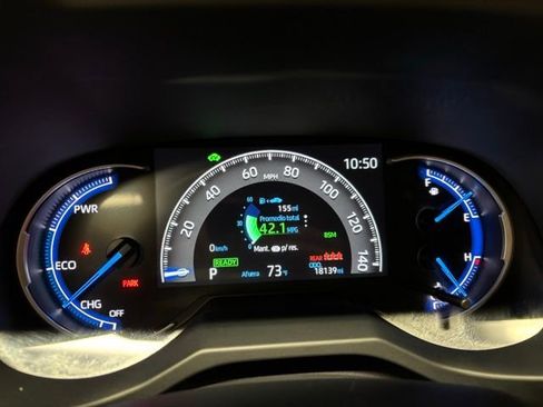 Used 2025 Toyota RAV4 XLE Premium AWD/4WD image 13