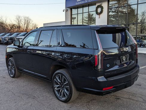 Used 2023 Cadillac Escalade Sport Platinum w/ LPO, Floor Liner Package image 10