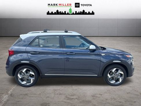 Used 2021 Hyundai Venue w/ Cargo Package FWD image 7
