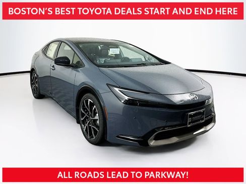 Used 2025 Toyota Prius Plug-In Hybrid w/ Limited Premium Package image 1