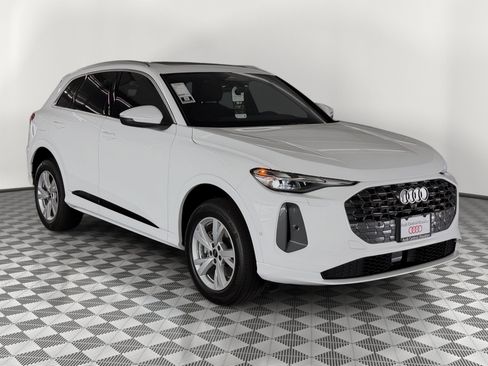 New 2026 Audi Q5 Premium AWD/4WD image 7