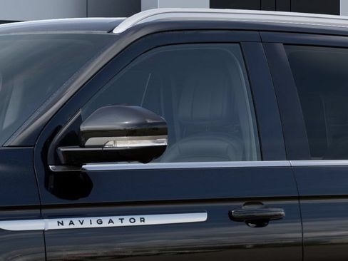 New 2027 Lincoln Navigator Reserve AWD/4WD image 20