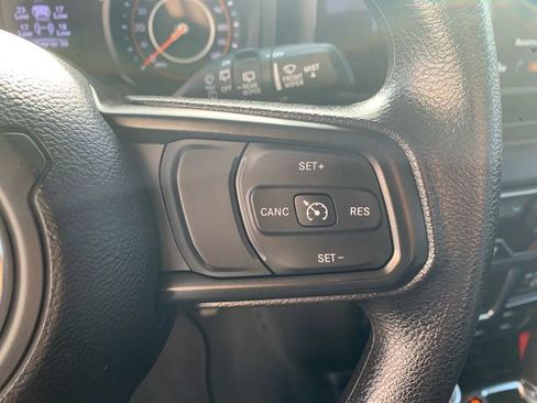 Used 2024 Jeep Wrangler Sport image 22