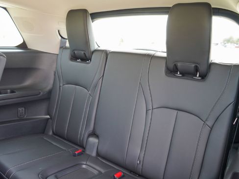 Certified 2026 INFINITI QX60 Luxe w/ Cargo Package image 26