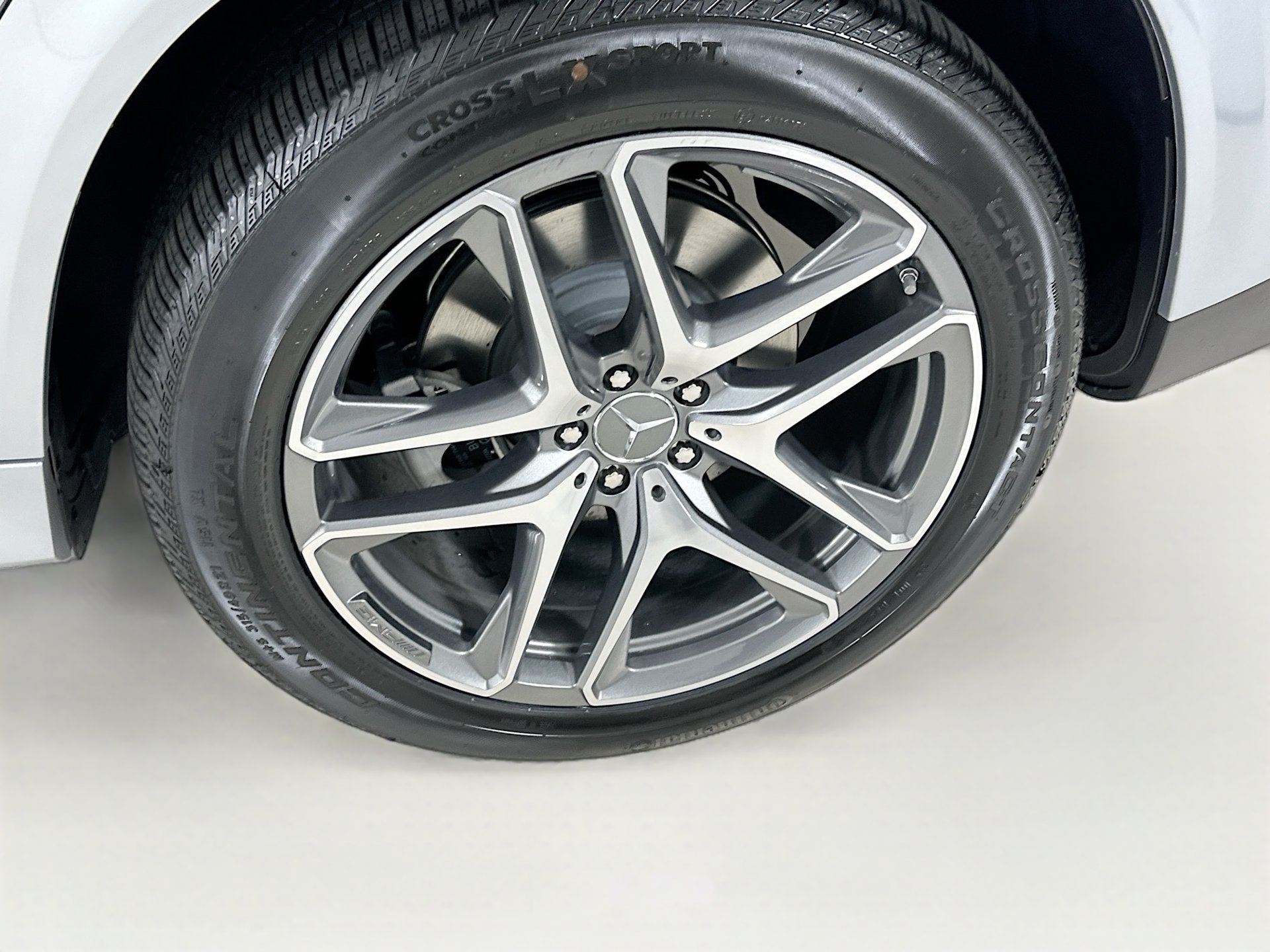 New 2026 Mercedes-Benz GLE 53 AMG 4MATIC Coupe image 33
