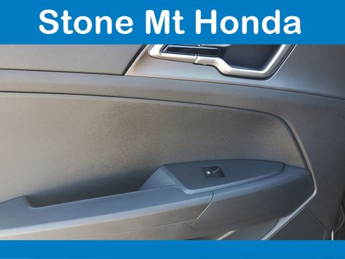 Used 2026 Kia Sportage LX image 12