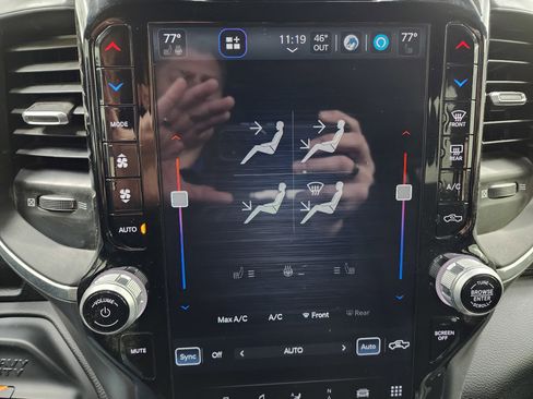 Used 2024 RAM 2500 Big Horn w/ Tech Package image 50