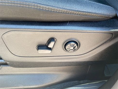 Used 2021 RAM 1500 Big Horn image 21