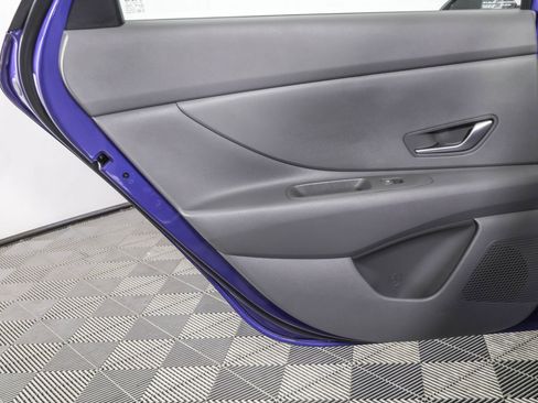 Used 2024 Hyundai Elantra SEL image 39