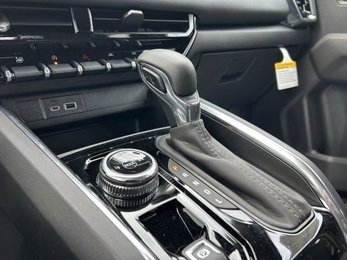 New 2026 GMC Canyon Elevation w/ Convenience Package image 38