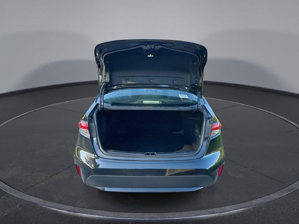 Used 2022 Toyota Corolla LE FWD image 28