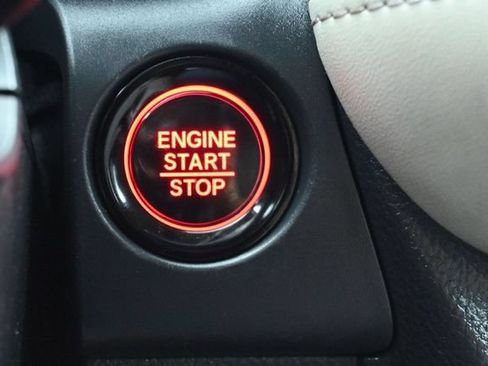Used 2023 Honda HR-V LX image 20