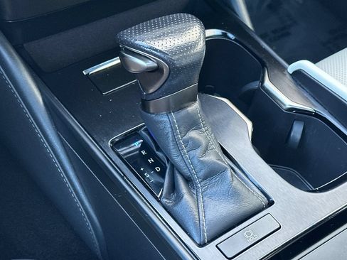 Used 2023 Lexus ES 350 F Sport w/ Accessory Package (Z2) FWD image 28