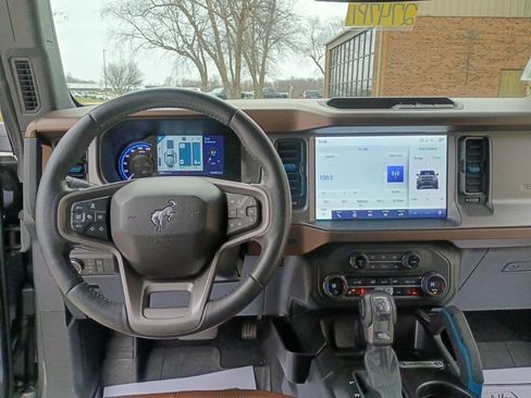 Used 2023 Ford Bronco Outer Banks image 23