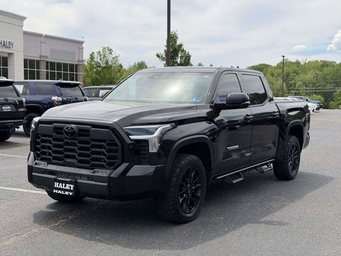 Used 2022 Toyota Tundra SR5 AWD/4WD image 23