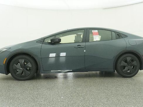 New 2026 Toyota Prius Plug-In Hybrid image 32