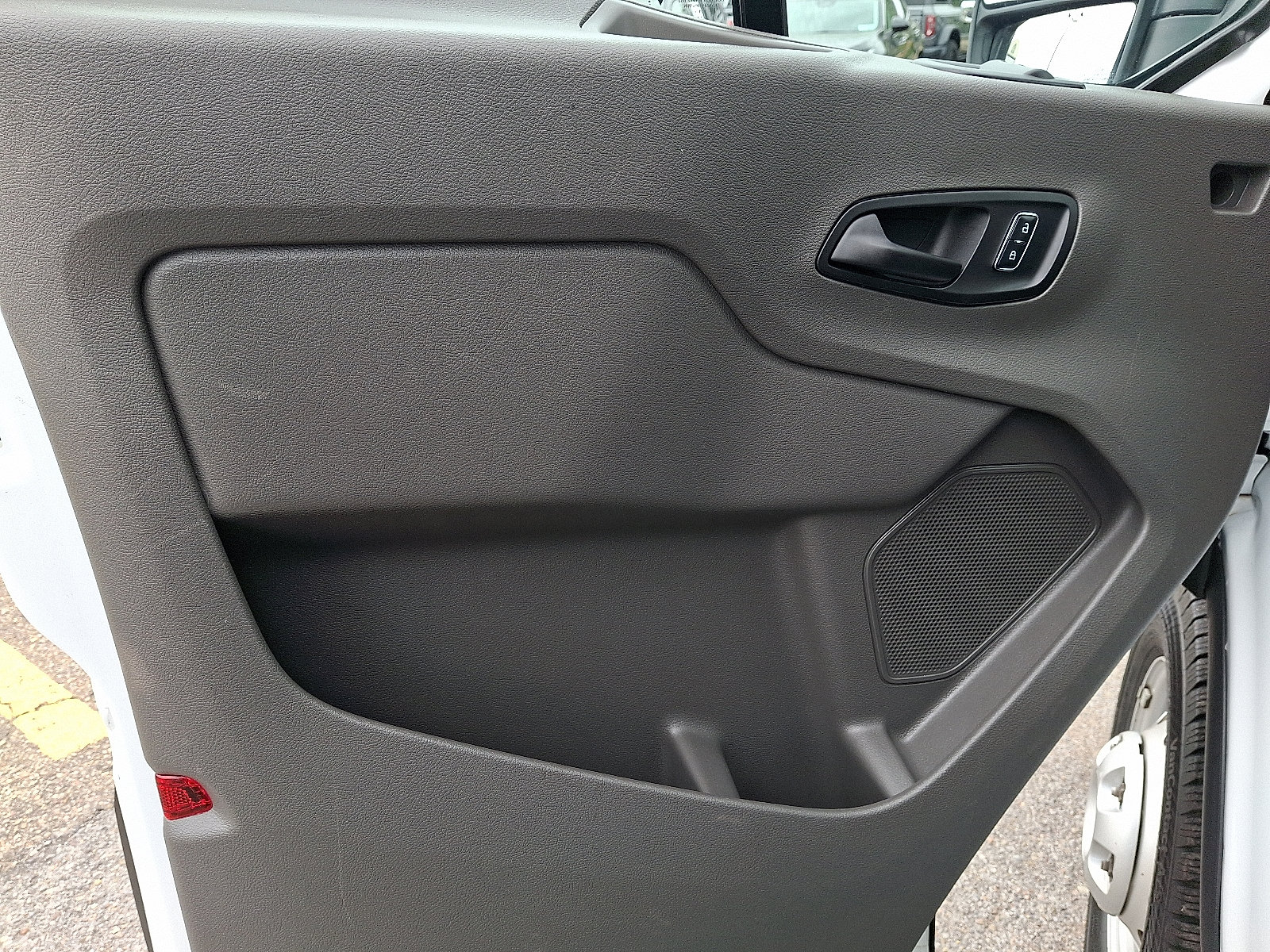 Used 2024 Ford Transit 250 Low Roof AWD w/ Exterior Upgrade Package image 14
