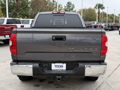 Used 2015 Toyota Tundra SR5 image 6
