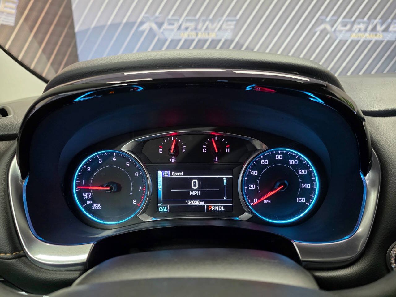 Used 2019 Chevrolet Traverse LT FWD image 21