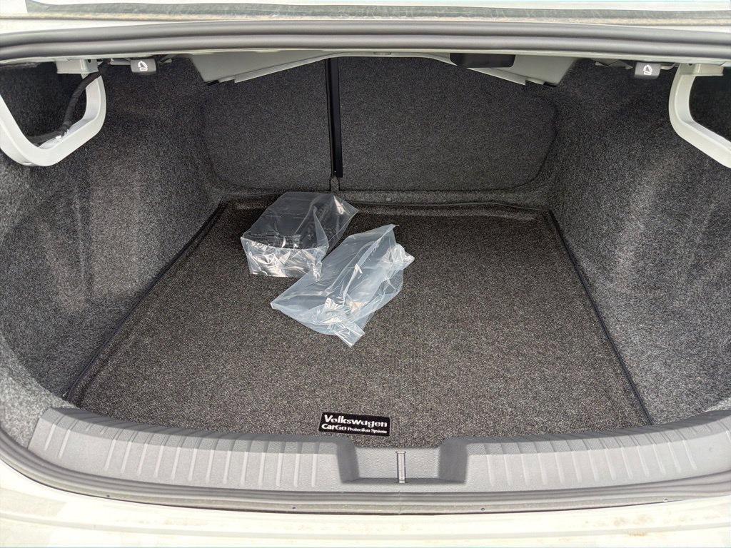 Certified 2026 Volkswagen Jetta Sport FWD image 29